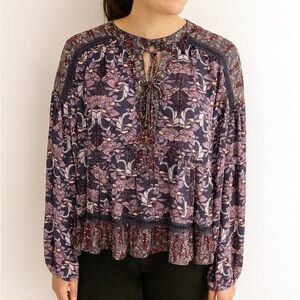 Xhilaration Floral Long Sleeve Peplum Boho Top, Size Medium